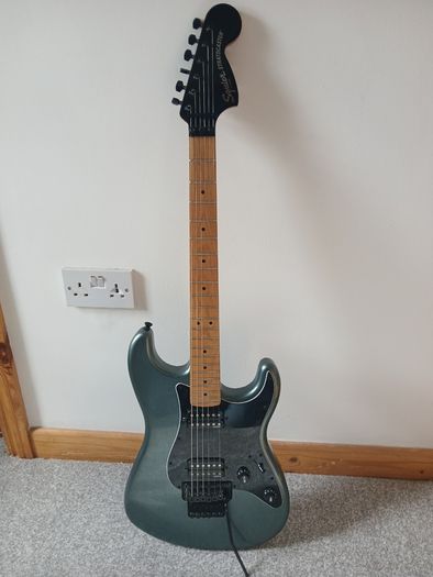 Squier Contemp Strat HH FR MNGMM
