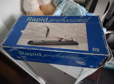 Rapid duty R9 stapler