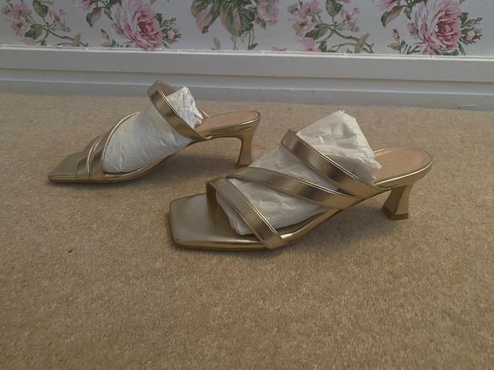 Alohas Gold Sandal UK 6