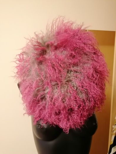 Women's Genuine Fur Lambswool Hat NWT
