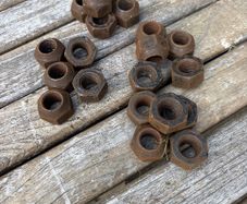 wheel nuts  landrover Discovery