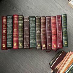 12 Reader digests books