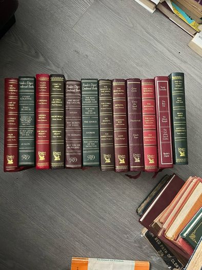 12 Reader digests books