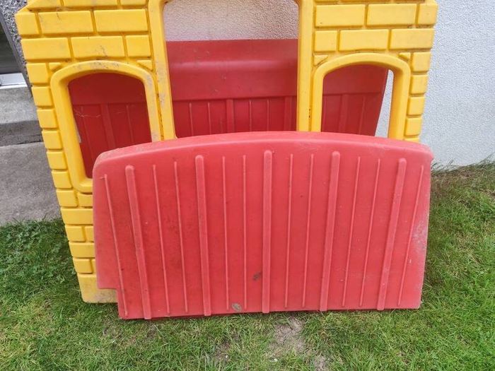 playhouse