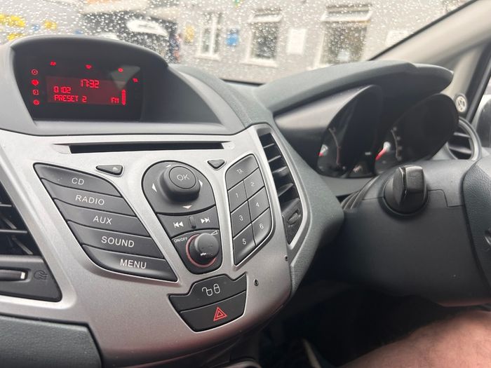 2011 Ford Fiesta private sale