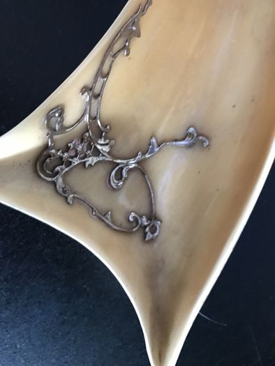 Horn trinket tray