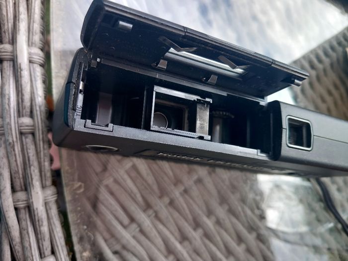 Vintage Kodak Ektralite 10 camera, with film, D18 post 8e