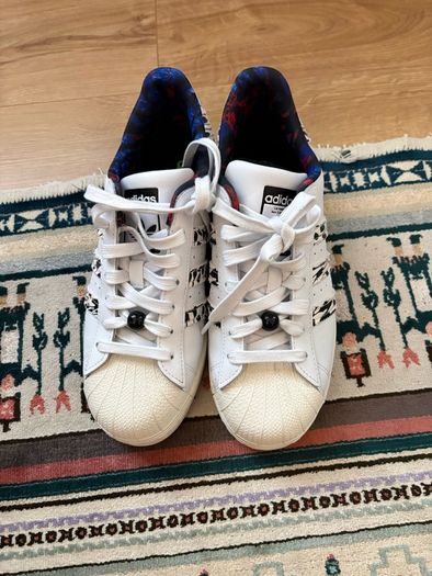 Adidas superstar size 40(7)