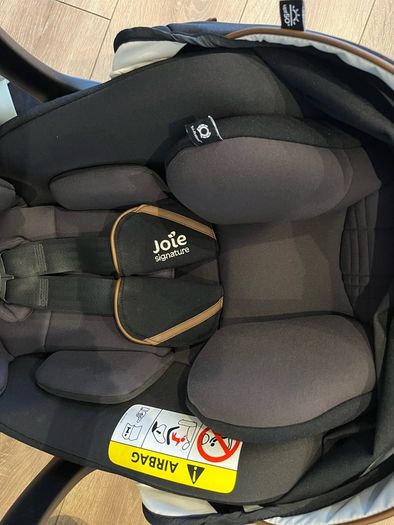 Joie iLevel infant car seat and Joie Encore Base