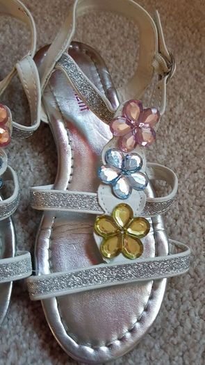 Girls  Sandals NEW