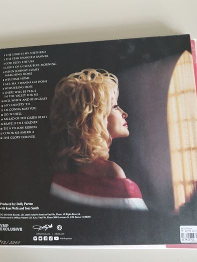 Dolly Parton for God and country LP