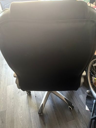 Recliner office leather chair