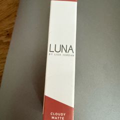 LUNA cloudy matte lipstick