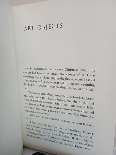Art Objects: Essays on Ecstasy and Effrontery by Jeanette Winterson (HQ758)