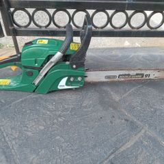 chainsaw