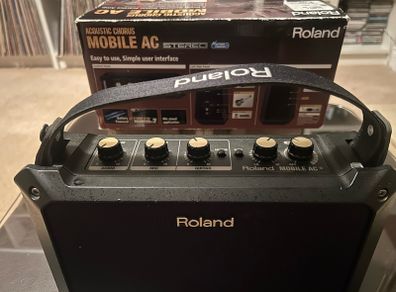 Roland AC Mobile acoustic guitar Amp
