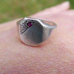 Vintage Sterling Silver Ruby Signet Ring 7,2g