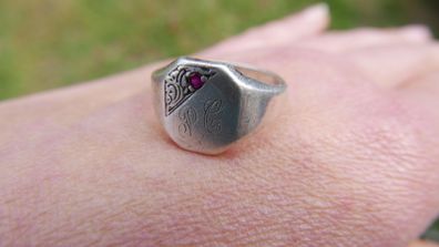 Vintage Sterling Silver Ruby Signet Ring 7,2g