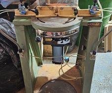 Guillotine/machinery