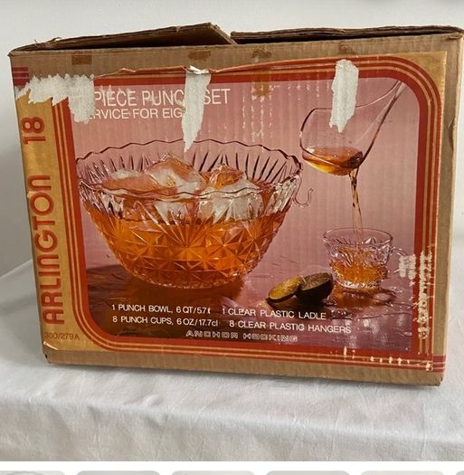 18 Piece Punch Set Arlington Design