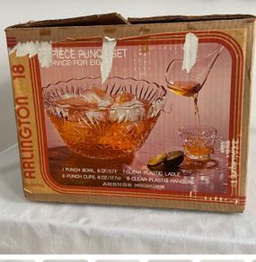 18 Piece Punch Set Arlington Design