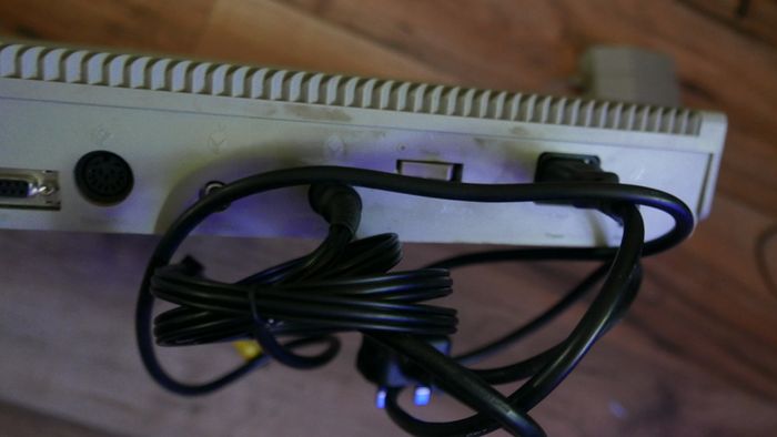 Atari 520st Video Game Keyboard Computer W Mouse  Desktop Vintage (works Well)