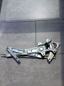 Mitsubishi Outlander window regulator