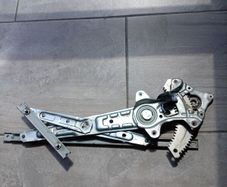 Mitsubishi Outlander window regulator