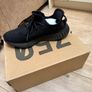 Yeezy boost 350 v2 Image 4