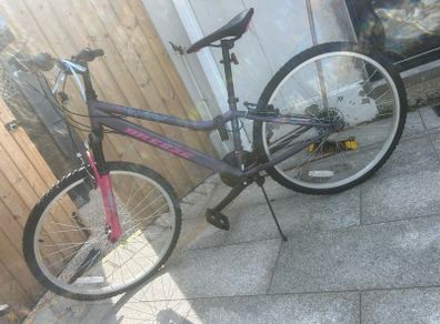 girls breeze bike