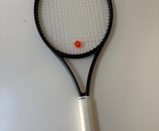 tennis racket