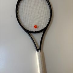 tennis racket