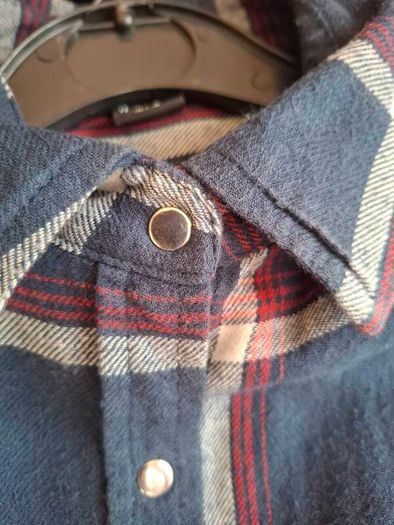 Ladies shirt size 12