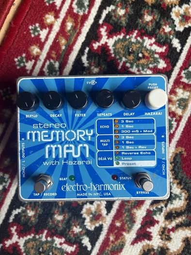 Electro Harmonix Memory Man with Hazarai