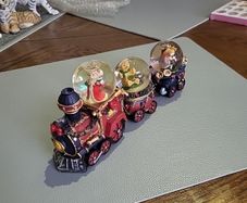 Snowglobe santa train