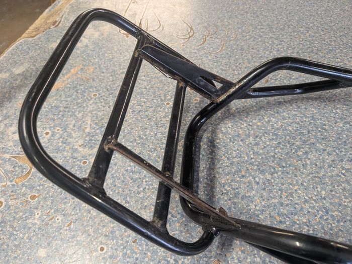 Kawasaki z650 rear carrier 2022