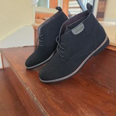 Boots men