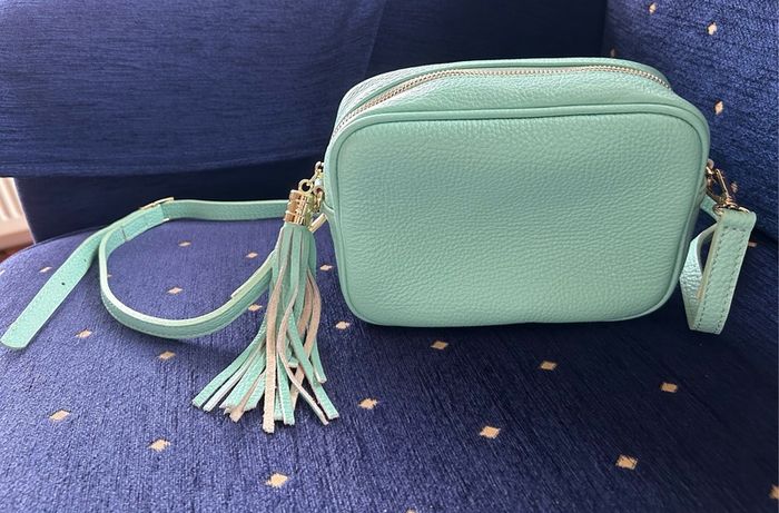 Leather handbag made in Italy