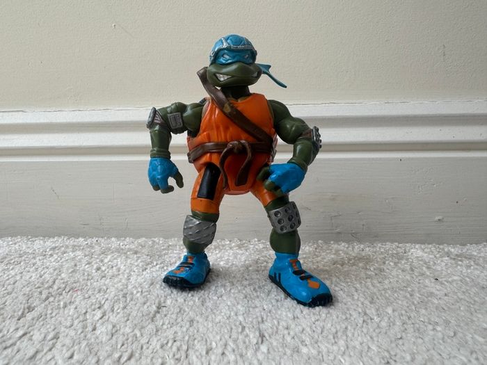 2003 TMNT Scootin Leonardo Teenage Mutant Ninja Turtles TMNT approx. 12 cm. Used Please see photos