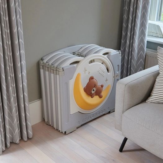 Playpen with Safety Gate