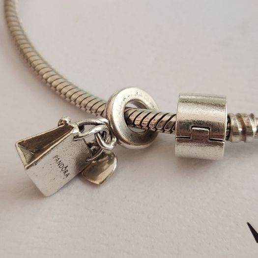 Pandora
