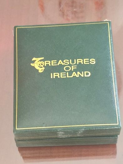 Sterling silver Irish necklace and pendant