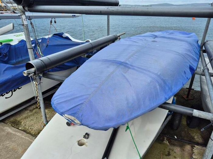 sailing dinghy