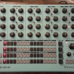 Erica Synths Perkons HD-01 drum machine - excellent condition