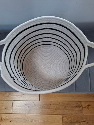4  X stylish storage baskets
