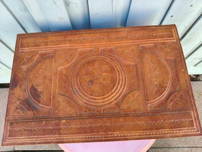 Large wood/leather box