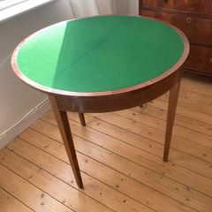 Beautiful card table