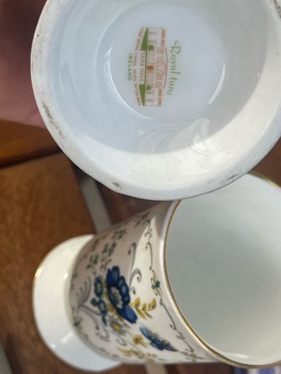 Pair of Vintage Royal Tara Fine Bone China Mugs "Tara Hall" Blue Floral (Made in Galway)