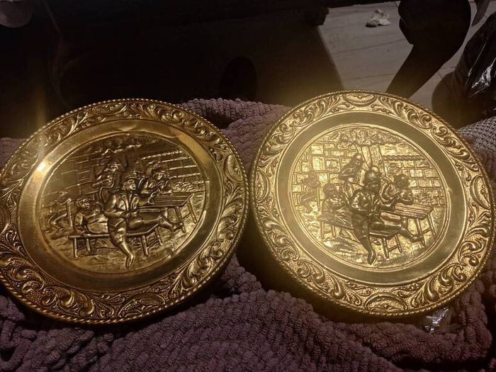 Vintage Embossed Brass Wall Hanging Plates Pair Tavern Pub Scene