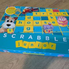 Scrabble Junior & Mario Monopoly